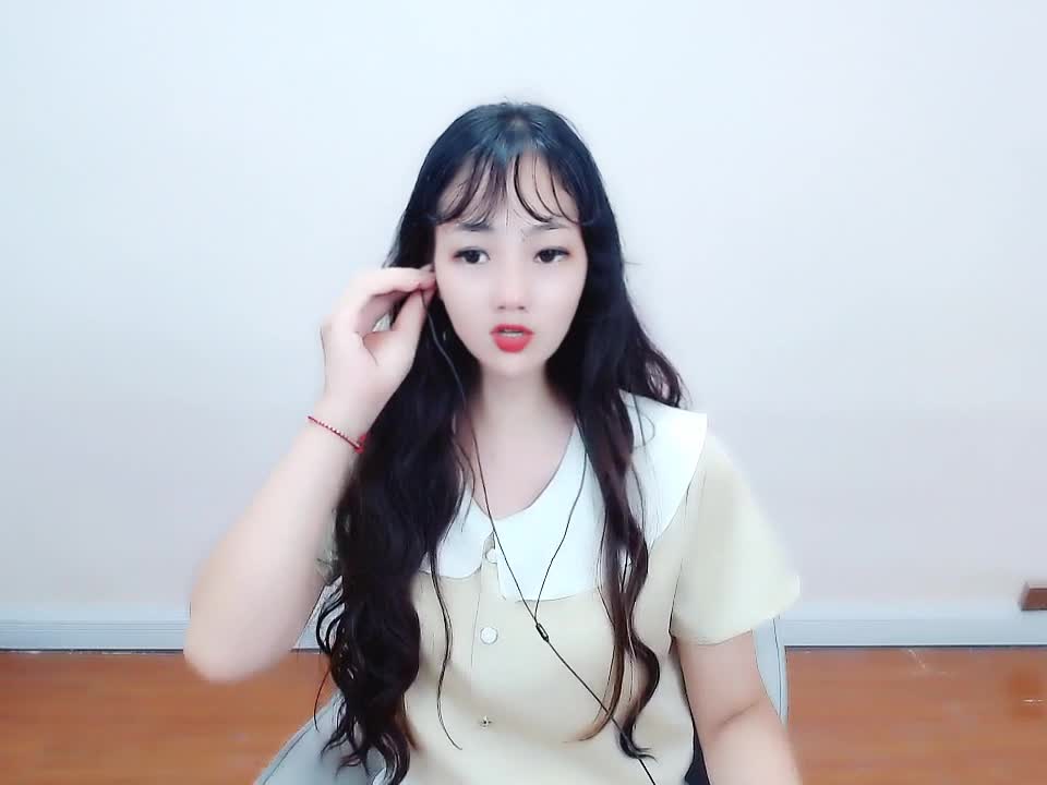 凌志豆包 17小时前 来听听我唱的《旧梦一场》 吧! 1次浏览 0 0